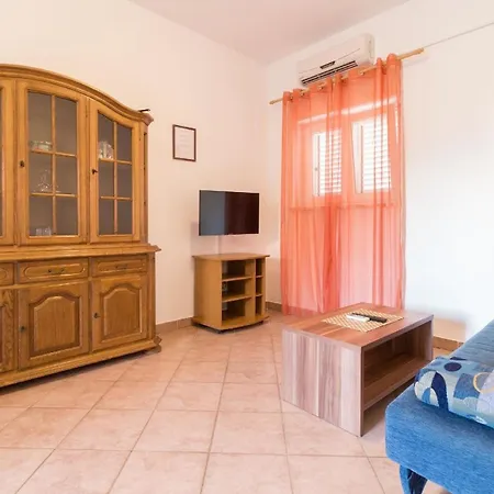 In Privlaka Mit Terrasse * Privlaka (Zadar)